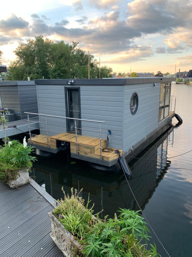New Houseboat 2 Bedrooms Zwartsluis Exteriér fotografie