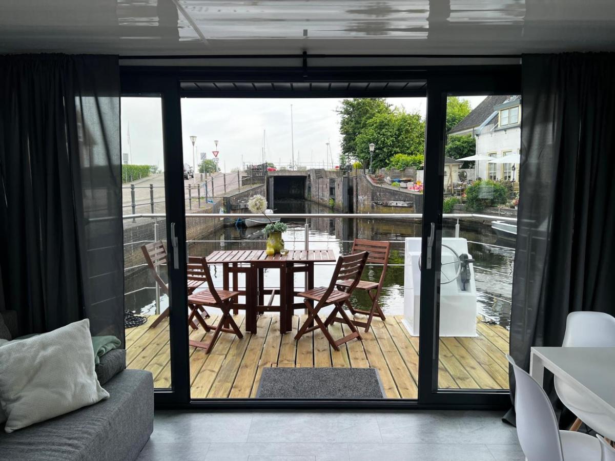 New Houseboat 2 Bedrooms Zwartsluis Exteriér fotografie